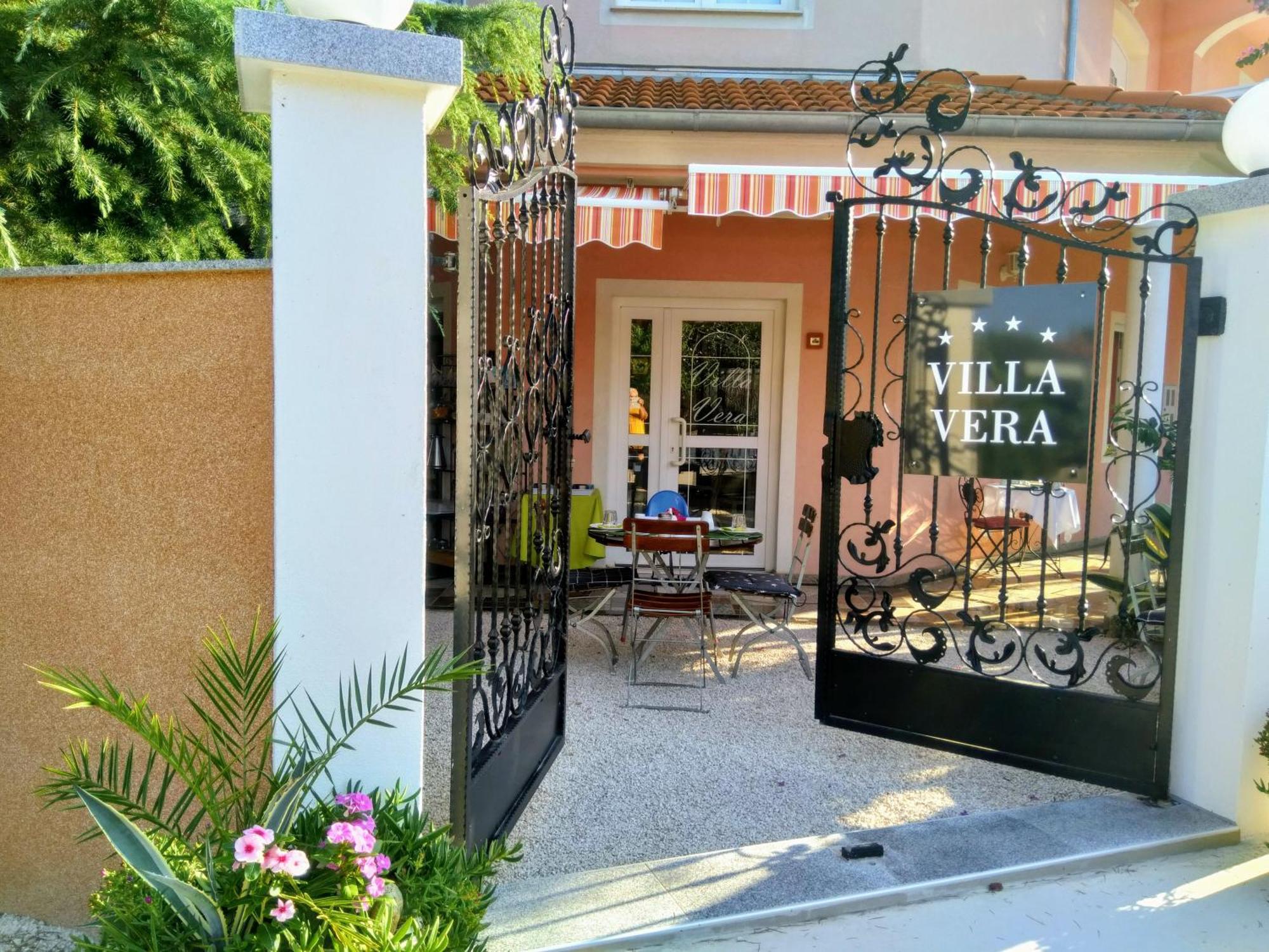 Hotel Villa Vera 2 Fažana Dış mekan fotoğraf
