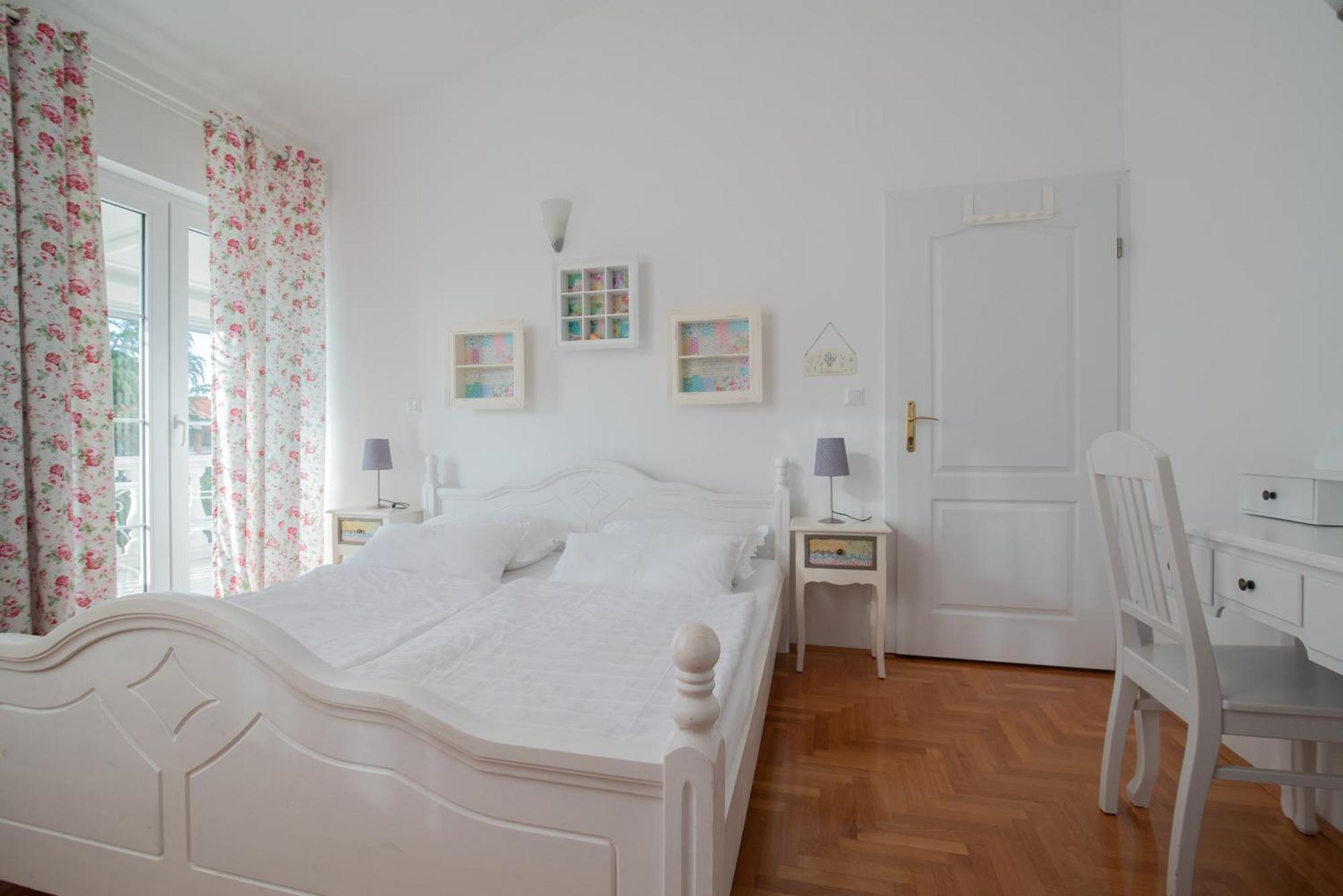 Hotel Villa Vera 2 Fažana Dış mekan fotoğraf
